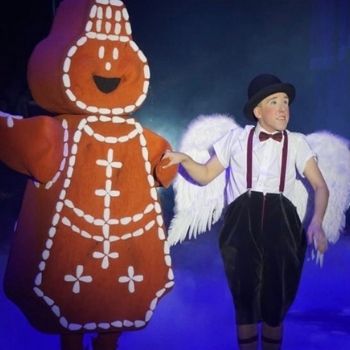 gingerbread brood engel looppak mascotte kerstcircus circus promotie