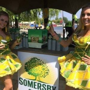 somersby promotie reclame hostess drankje zomer strand bedazzled